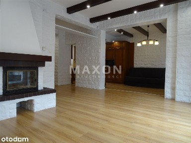 Przy metrze Kondratowicza, po remoncie