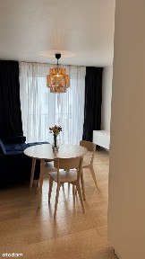 3-POKOJOWE DWUSTRONNE BALKON GARAŻ KOM. LOKATORSKA WINDA KLIMATYZACJA