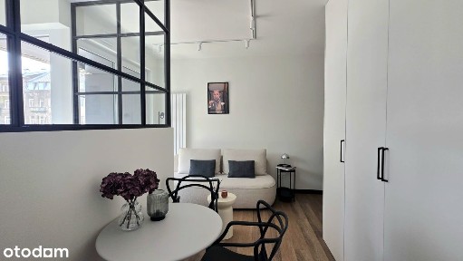 METRO * ochrona i siłownia * 8 min STARE MIASTO * balkon * UCZELNIE