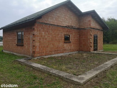 Dom z możliwością aranżacji na lokal usługowy - ogrodzona działka 19a