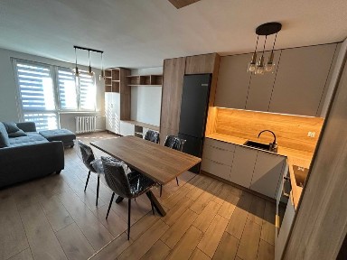 Wynajmę mieszkanie 2 pokojowe w Kluczach po remoncie, umeblowane