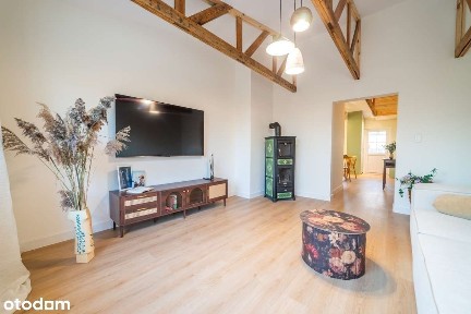 Przestronne 3-pokojowe mieszkanie z tarasem I ogródkiem