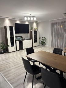Stylowe mieszkanie 80 m² w spokojnej okolicy - balkon i parking