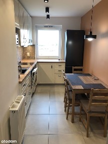 Komfortowe, 3 pokoje, osobna kuchnia, 2 miejsca garażowe w cenie