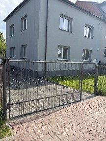 Wynajmę pietro w domu ( dolne )