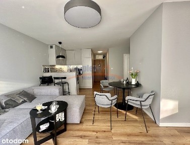 3 pokoje + garderoba • Taras 37 m² • Garaż