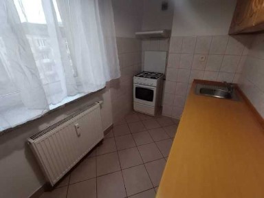 *Włodarzewska 4, duża kawalerka z balkonem, 42 m2, BRAK PROWIZJI