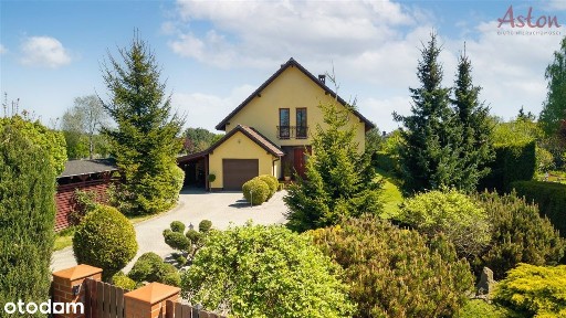 Dom z dużą działką i pięknym ogrodem. Nowa cena