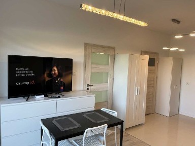 2 pokoje, łazienka z wanną, ogródek, jak nowe