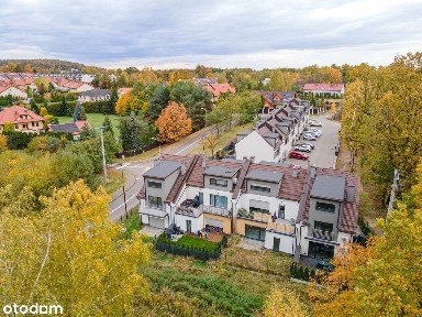 Dwa poziomy, super okolica. 126 m po podłodze.!