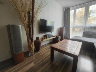 3 pokojowe, przytulne, po remoncie, gotowe do zamieszkania.