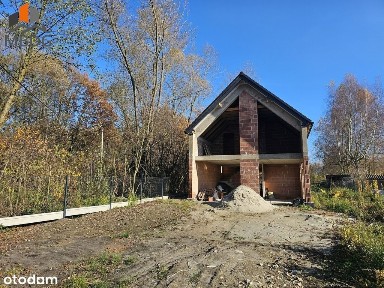 Nowoczesny dom, wokół cisza i zieleń pod Krakowem