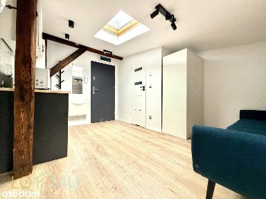 Klimatyczna kawalerka na poddaszu!