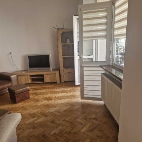 Komfortowe mieszkanie ścisłe centrum ul. Niecała 1 piętro