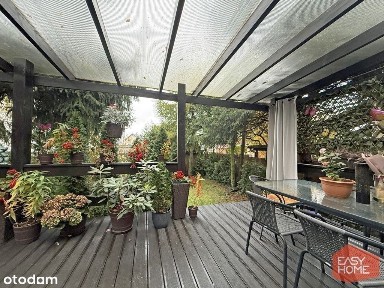 Cichy dom z piwnicą, garażem i poddaszem