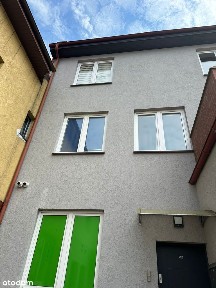 Część domu 5 pokoi plus kuchnia i dwie łazienki do wynajęcia dla firmy