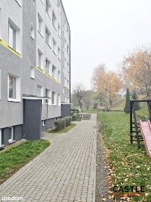 4 pokoje w świetnej lokalizacji. Do własnej aranżacji. I piętro,balkon