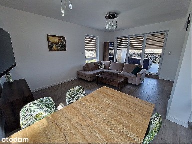 Komfortowe Mieszkanie 4Pok Z Garażem I Piwnicą