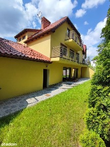 Budynek mieszkalno-usługowy z częścią garażową - Bartoszyce