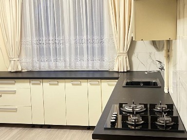 Wynajme mieszkanie 3 pokoje kuchnia łazienka garaz oraz duży taras