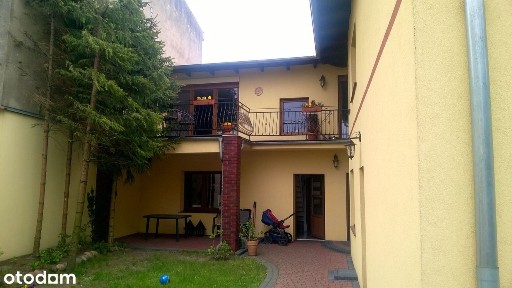 Wygodny dom mieszkalny z funkcją użytkową