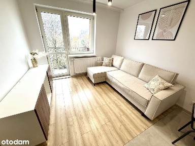 Nowoczesne 3 pokojowe mieszkanie świeżo po remoncie na ul. Kozubka 10