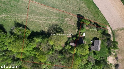 Działka rolna z drewnianym domem Nowa Wieś