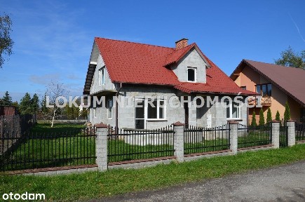 Dom z garażem dwustanowiskowym, 2,5km od runku.