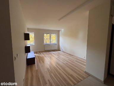 Przestronne 3-pokojowe mieszkanie z balkonem al. Jana Pawła 31