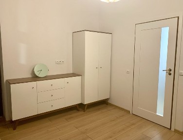 Mieszkanie 33m2 umeblowane.