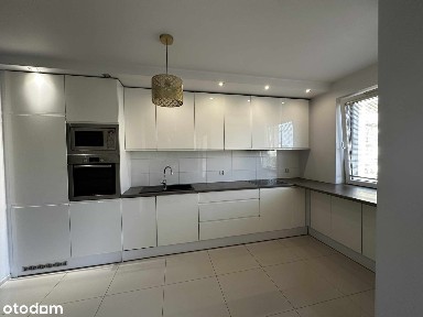 Mieszkanie ostatnie piętro,winda Pirenejska