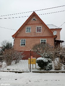 Dom architektury drewnianej z duszą.