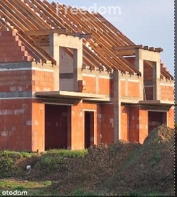 Dwa Bliźniaki i działka z płytą / 760 000