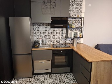 2 pokoje 44m, Zamienie/ k Warszawy