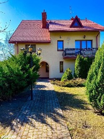 Duży dom w Złotokłosie do wynajęcia 326m²