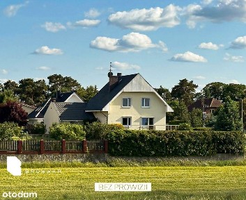 Komfortowy dom z zadbanym ogrodem