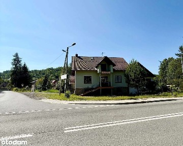 Dom z częścią usługową w doskonałej lokalizacji