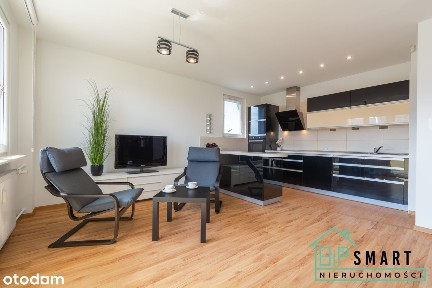 Mieszkanie, 5 pokoi, balkon, winda, 4 piętro ul. KEN