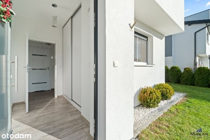 Dwupoziomowa nieruchomość z ogrodem - Gosławice!