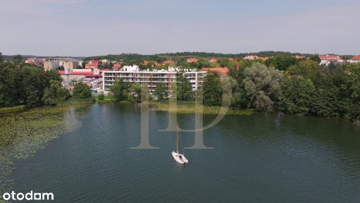 Apartament z widokiem na jezioro i jacuzzi