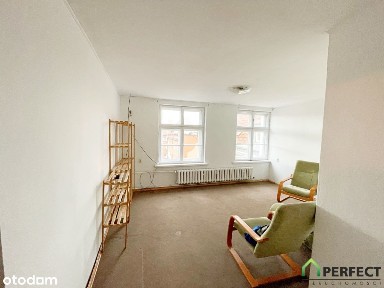 Klimatyczne M-4 do remontu przy Placu Ratuszowym