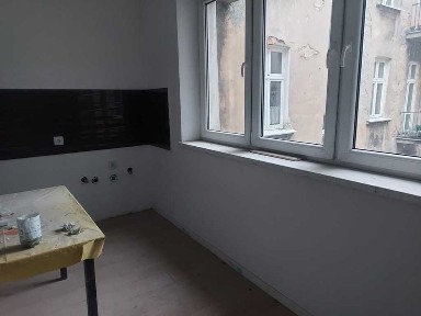 Wyremontowana duża kawalerka w Centrum