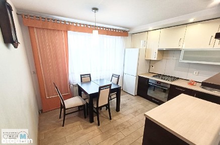 Mieszkanie dwupokojowe z balkon do wejścia