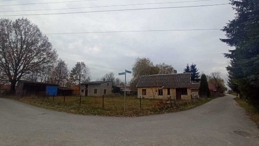 Dom z zabudowaniami gospodarczymi w Dziebałtowie