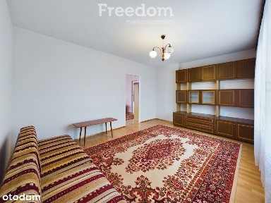 Przestronny dom z ogrodem i budynkami gospodarczym