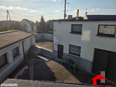 Dom, 156 m², Łaziska