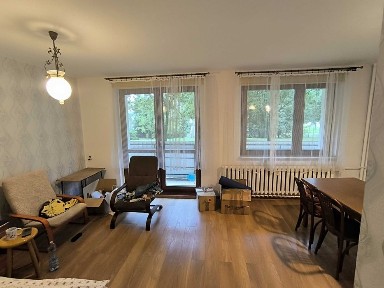 M4/oś.kś.Władysława/Parter