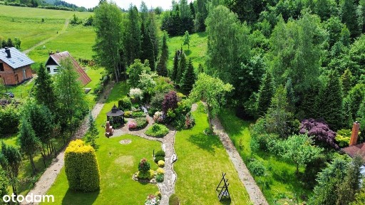 2 domy Najwyższy standard, duża działka 2 garaże