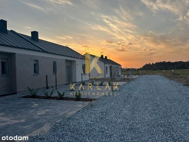 Dom na Anyżowej - połowa bliźniaka