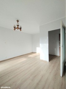 Kawalerka z balkonem i piwnicą - Pana Tadeusza, I piętro